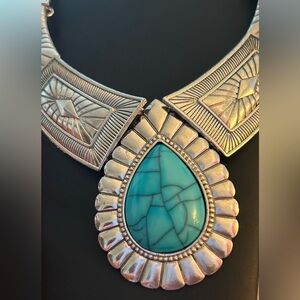 Fashion inspired turquoise necklace.
